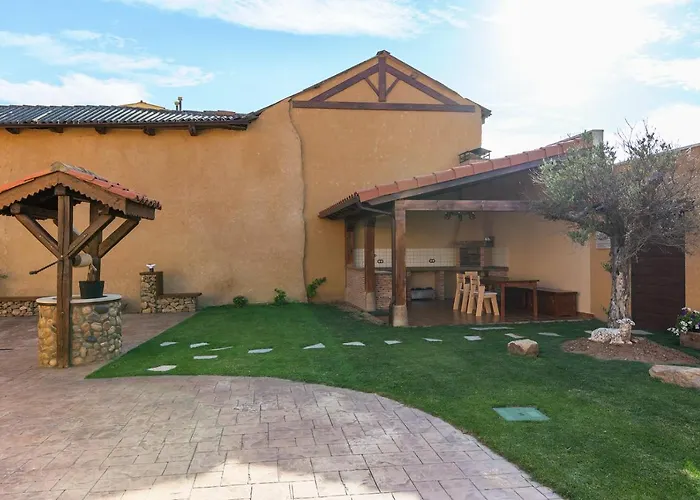 La Rosaleda León - Casa Rural -